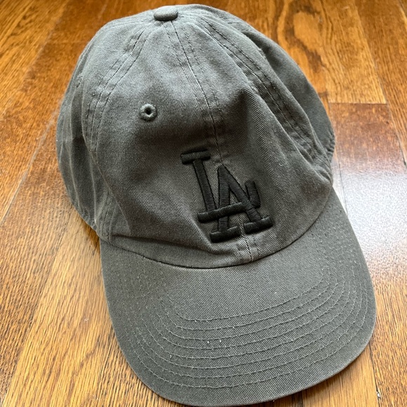 ‘47 LA Dodgers cap - Picture 3 of 4